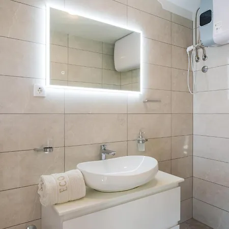 Awesome In With Kitchen Vakantiehuis *